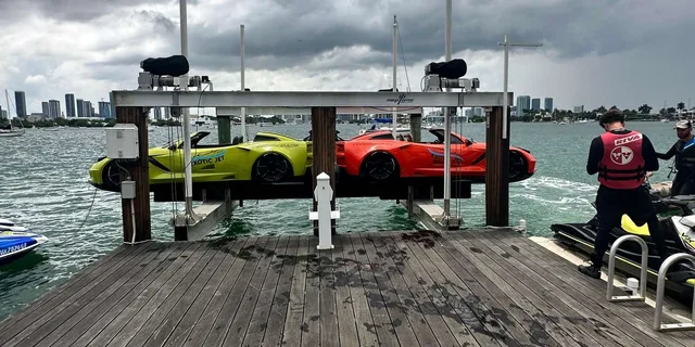 Miami Beach Jetcar and Boat Tour 2 hr - Image 4