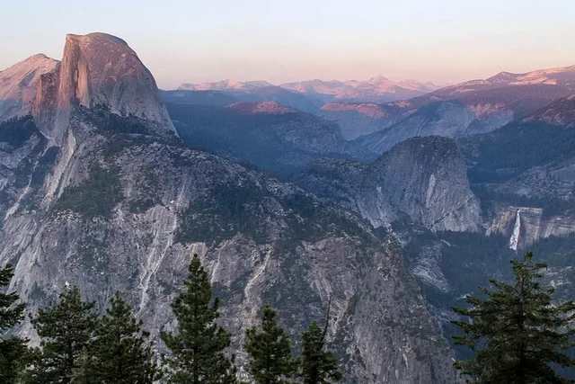 Yosemite Valley and Glacier Point Small Group Tour - Image 6