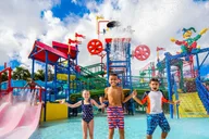 Winter Haven Shuttle to Legoland Park thumbnail 5