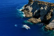 Kauai Niihau and Na Pali Coast Snorkel Boat Tour thumbnail 2