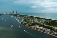 Miami Helicopter Tour of South Beach and Downtown thumbnail 6
