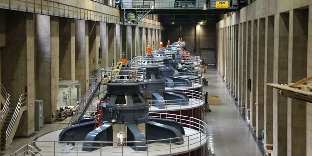 Las Vegas Hoover Dam Tour with Power Plant & Bridge - Image 3