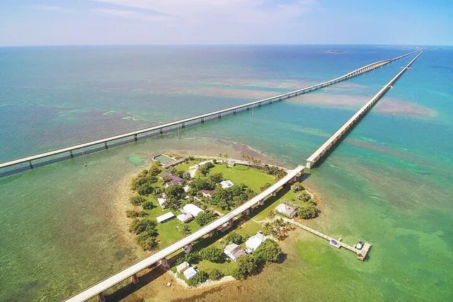 Miami to Key West Round-Trip Transfer - Image 4