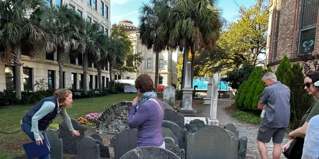 Charleston History Walking Tour - Image 5
