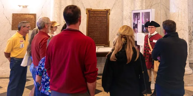 Annapolis Maryland State House Tour - Image 3