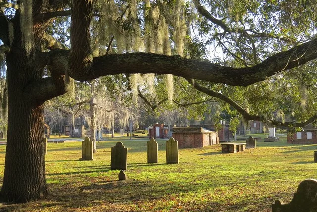 Savannah Haunted Self-Guided Walking Tour - Image 3