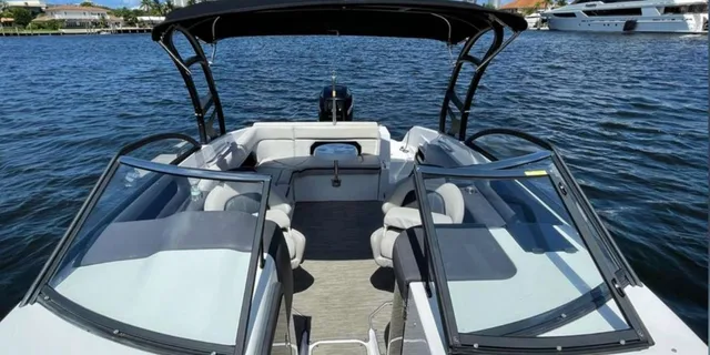 Fort Lauderdale Private Boat Rental - Image 3