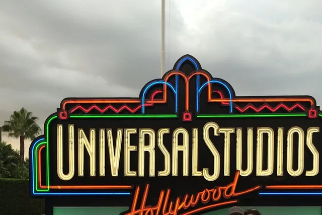 Anaheim Universal Studios Transportation - Image 2