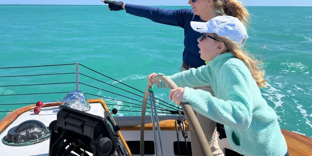 Key West Schooner Day Sail with Drinks 1.5 hr - Image 2