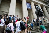 New York City Highlights Private Tour by Foot and Subway thumbnail 2
