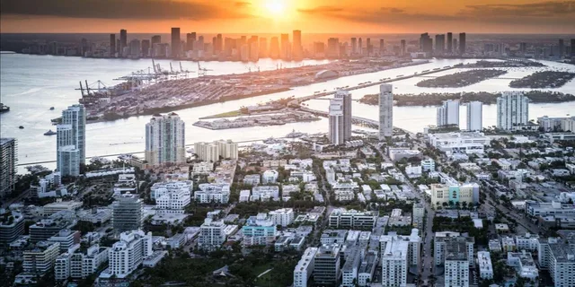 Miami Helicopter Tour from Pembroke Pines - Image 5