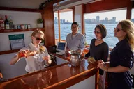 New York City Day Cruise on Small Yacht thumbnail 6