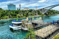 Niagara Falls Walking Tour with Maid of the Mist & Cave of the Winds thumbnail 5