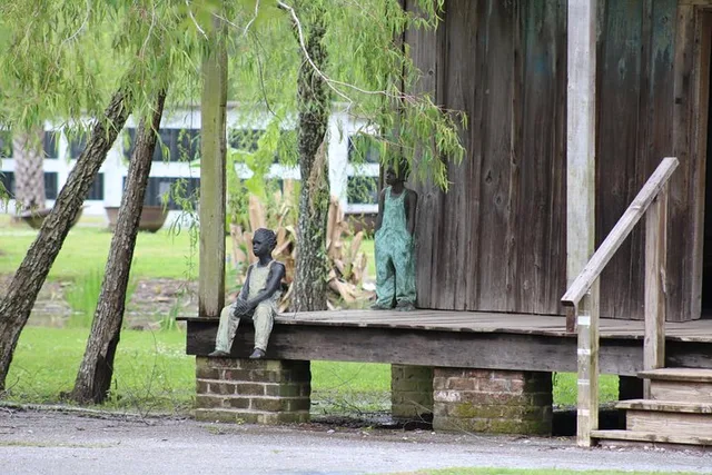 New Orleans Whitney Plantation Tour with Pickup - Image 3