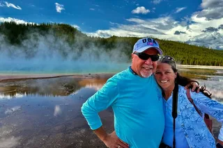 Yellowstone Adults-Only Minibus Tour