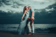 Maui Romantic Photoshoot thumbnail 1