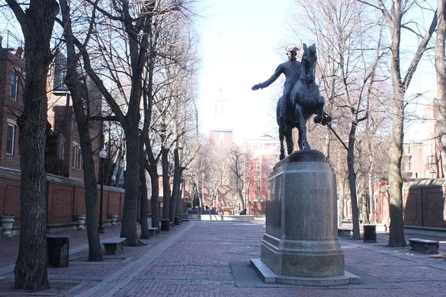Boston Revolutionary War Audiovisual Walking Tour - Image 4