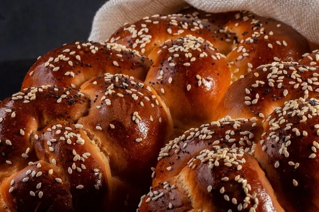 Challah Baking Experience in Minneapolis 1 hr - Image 1