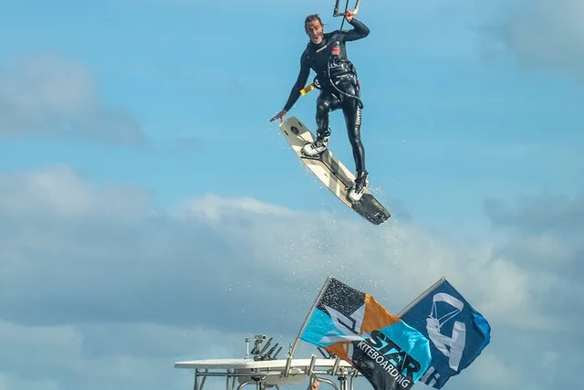 Miami Kiteboarding Lesson 3 hr - Image 2