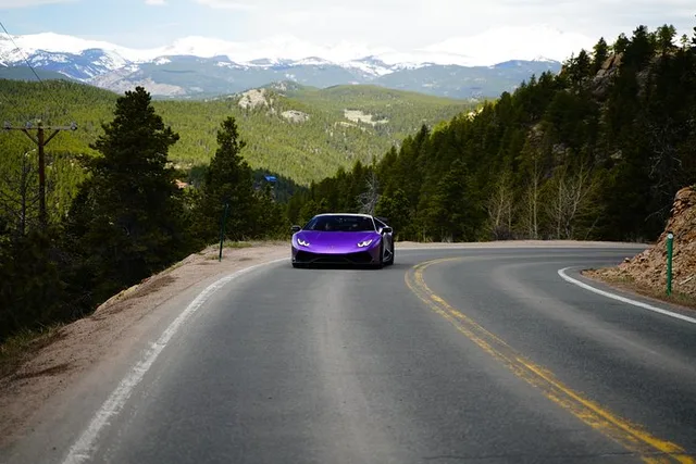Golden Supercar Driving Experience 90 min - Image 2