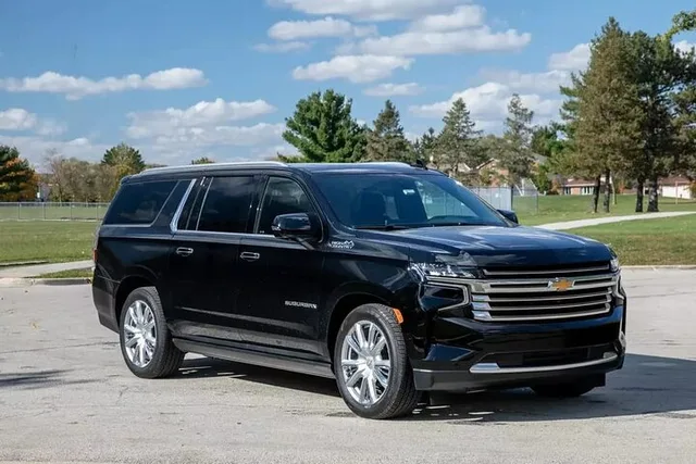 Orlando Airport Round-Trip Private SUV Transfer - Image 1