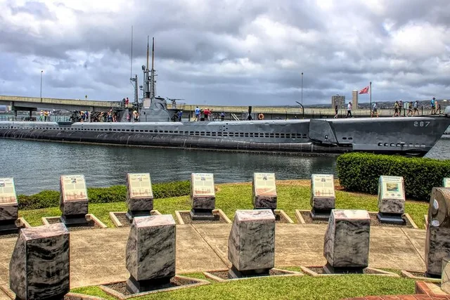 Honolulu USS Arizona Memorial and Mighty MO Tour - Image 4