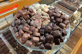 Anchorage City Tour with Chocolate Factory