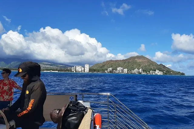 Waikiki Beach Catamaran Sail - Image 6