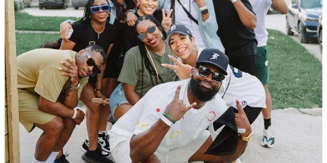 Houston Hip-Hop Brunch Party Bike Tour - Image 6