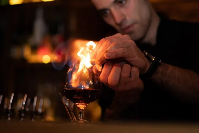 St. Paul Bar Crawl Secrets Beneath the Surface 3 hr - Image 2