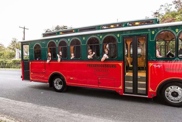 Fredericksburg City Trolley Tour - Image 1