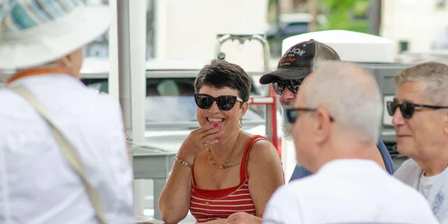 Savannah Food Tour in the Historic District - Image 3