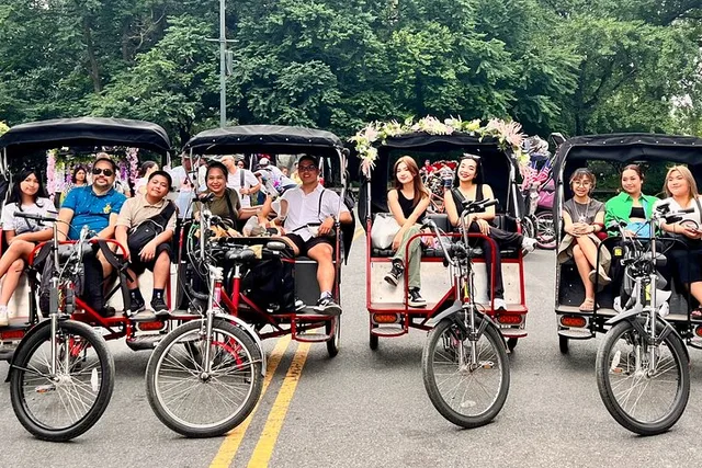 New York Central Park Pedicab Tour - Image 2