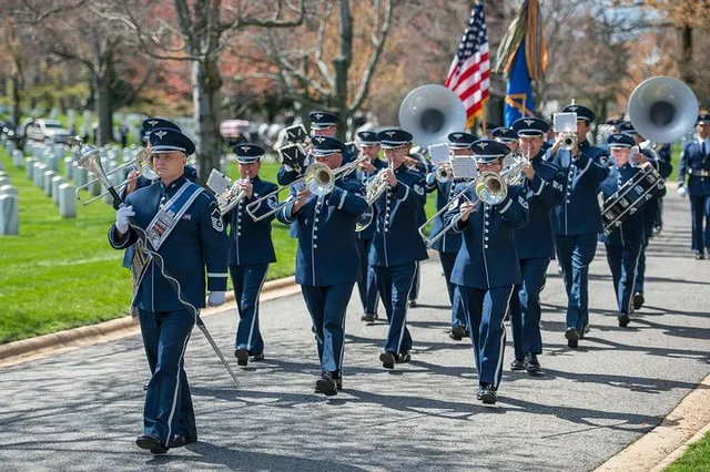 Arlington Cemetery Private Tour - Image 1
