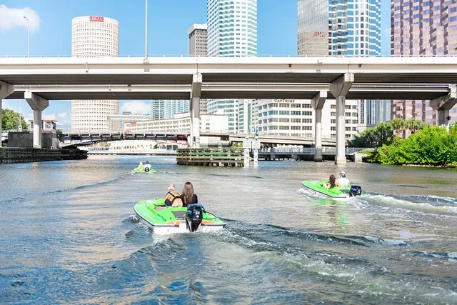 Tampa Mini Power Boat Rental - Image 6