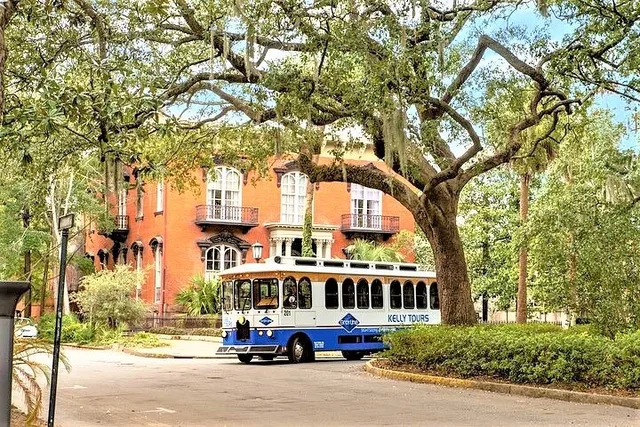 Savannah Sightseeing Trolley Tour with Shuttle - Image 1