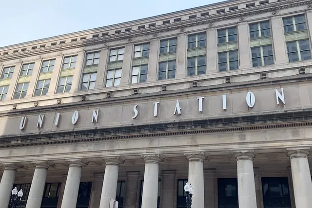 Chicago Union Station Movie and TV Walking Tour 90 Min - Image 2