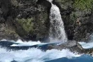 Hilo Hamakua Coast Waterfall Cruise 2 hr thumbnail 3