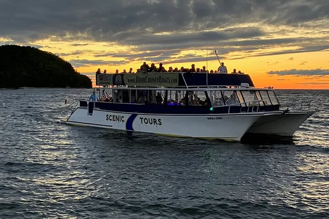 Green Bay Sunset Boat Cruise with Live Music - Image 2