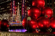 New York City Holiday Lights Night Tour by Open-top Bus thumbnail 3