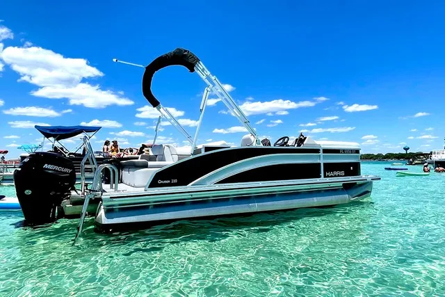 Destin Pontoon Boat Charter - Image 2