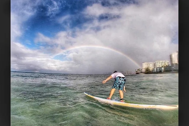 Hawaii Surf Lessons Paddle Assisted 60 min - Image 1