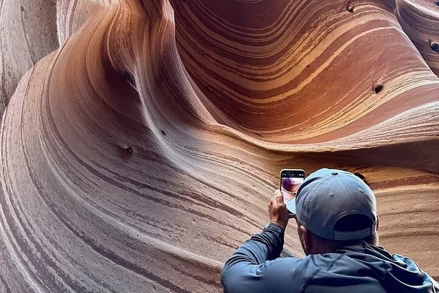 Escalante Zebra Slot Canyon Hiking Tour - Image 6