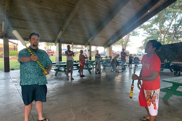 Kaua'i Fireknife Experience - Image 6