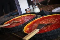 Chicago Food Tour with Deep Dish and Beef Sandwich thumbnail 1