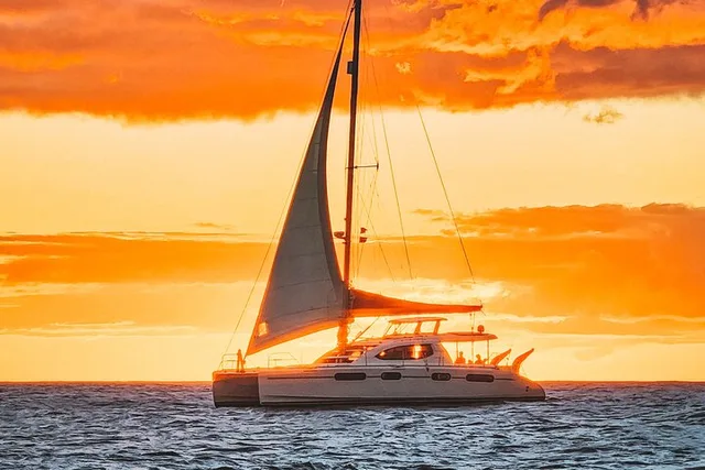 Oahu Yacht Sunset Cruise - Image 2