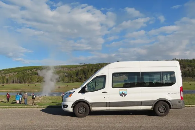 West Yellowstone Van Tour: Grand Prismatic & Old Faithful - Image 6