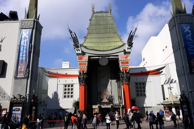 Los Angeles Hollywood and Beverly Hills Tour 3 hr - Image 3