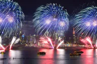 New York City Fireworks Cruise with Buffet & Drinks thumbnail 5