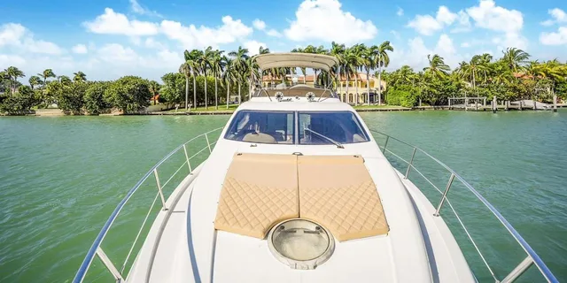 Miami Beach Yacht Rental - Image 2